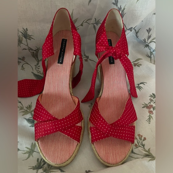 Tommy Hilfiger Red Polka Dot Wedges - Picture 1 of 7